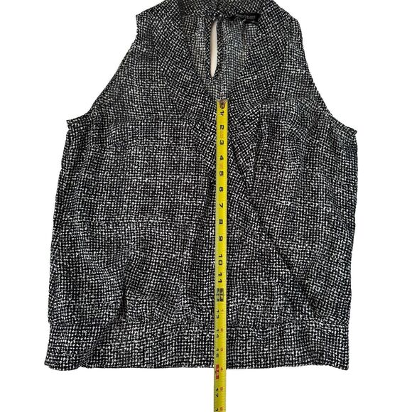 WHITE HOUSE BLACK MARKET SLEEVELESS Back KEYHOLE V-Neck Elastic Waist Size M - Picture 5 of 11